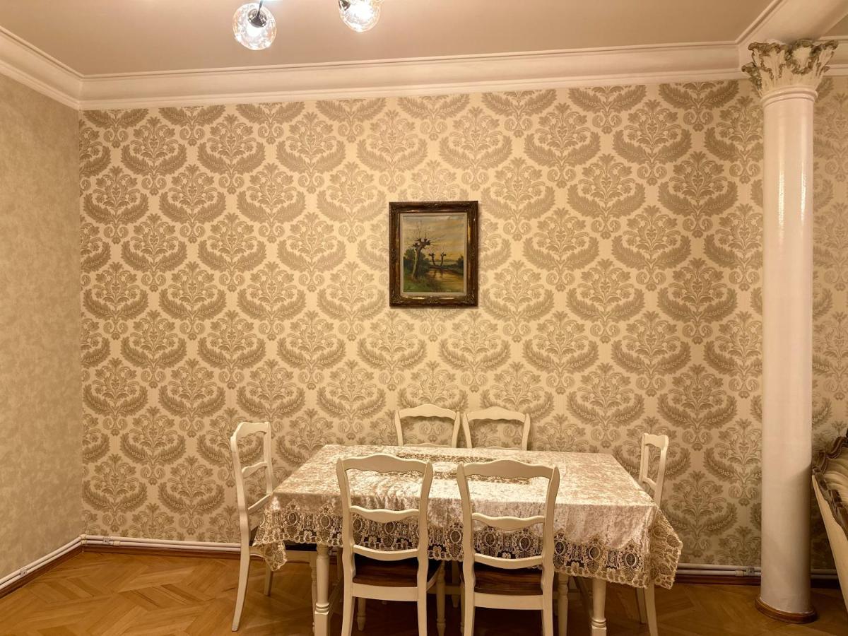 4 Bedroom Suite Apartment Ln Tbilisi City エクステリア 写真
