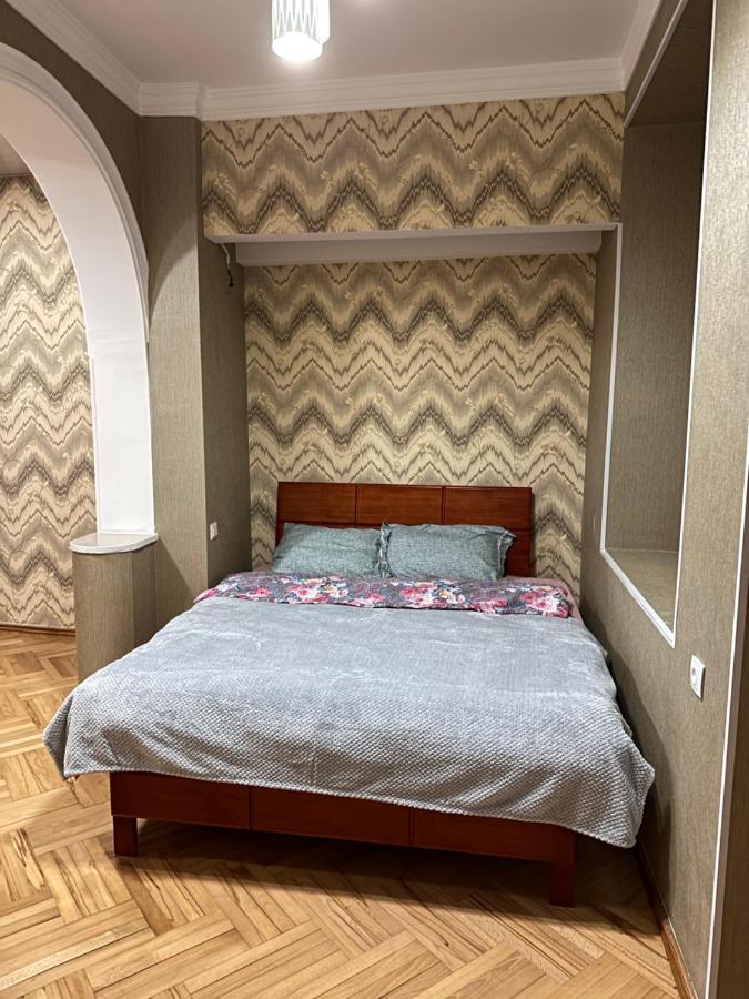4 Bedroom Suite Apartment Ln Tbilisi City エクステリア 写真