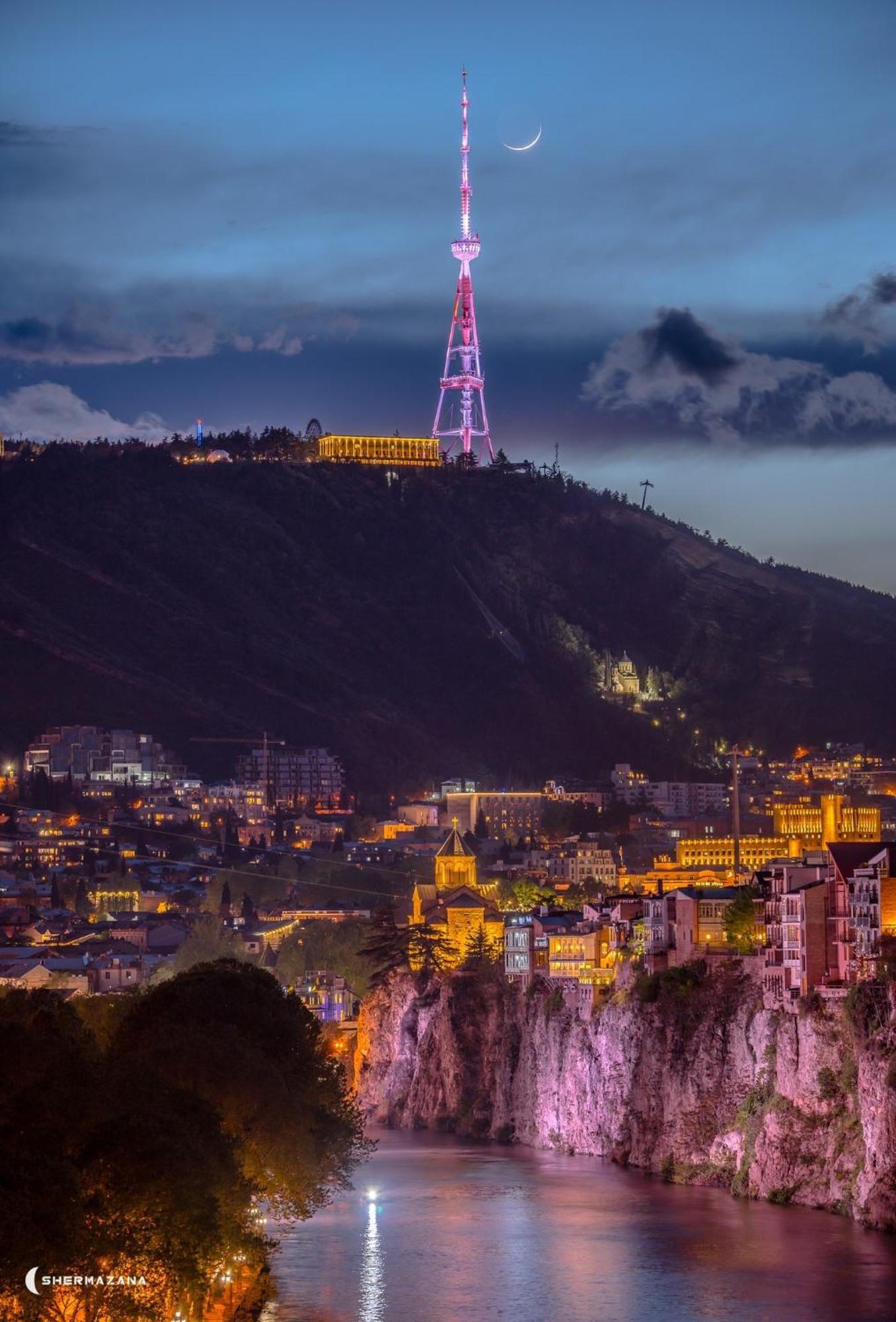 4 Bedroom Suite Apartment Ln Tbilisi City エクステリア 写真